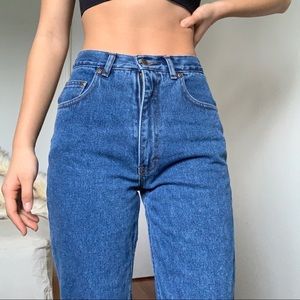 Vintage high-waisted straight leg jeans